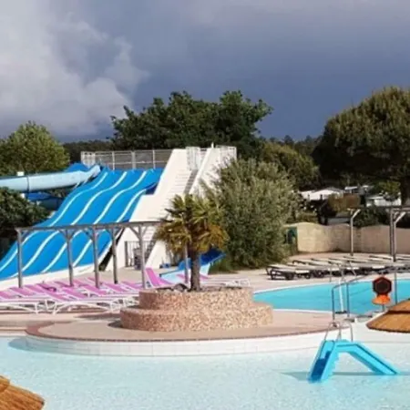 Mobile 730 Lac De Biscarosse Campeggio 4*